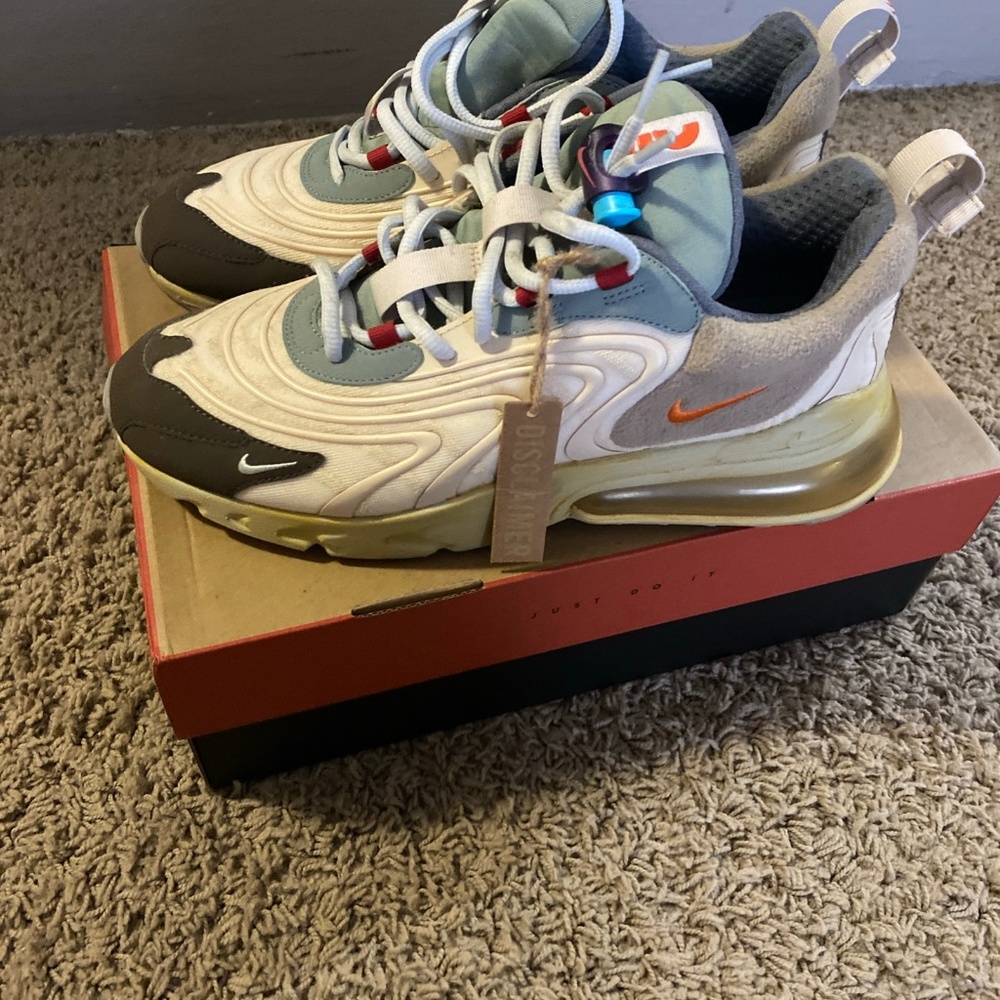 Nike Air Max 270 Cactus Trails Travis Scott